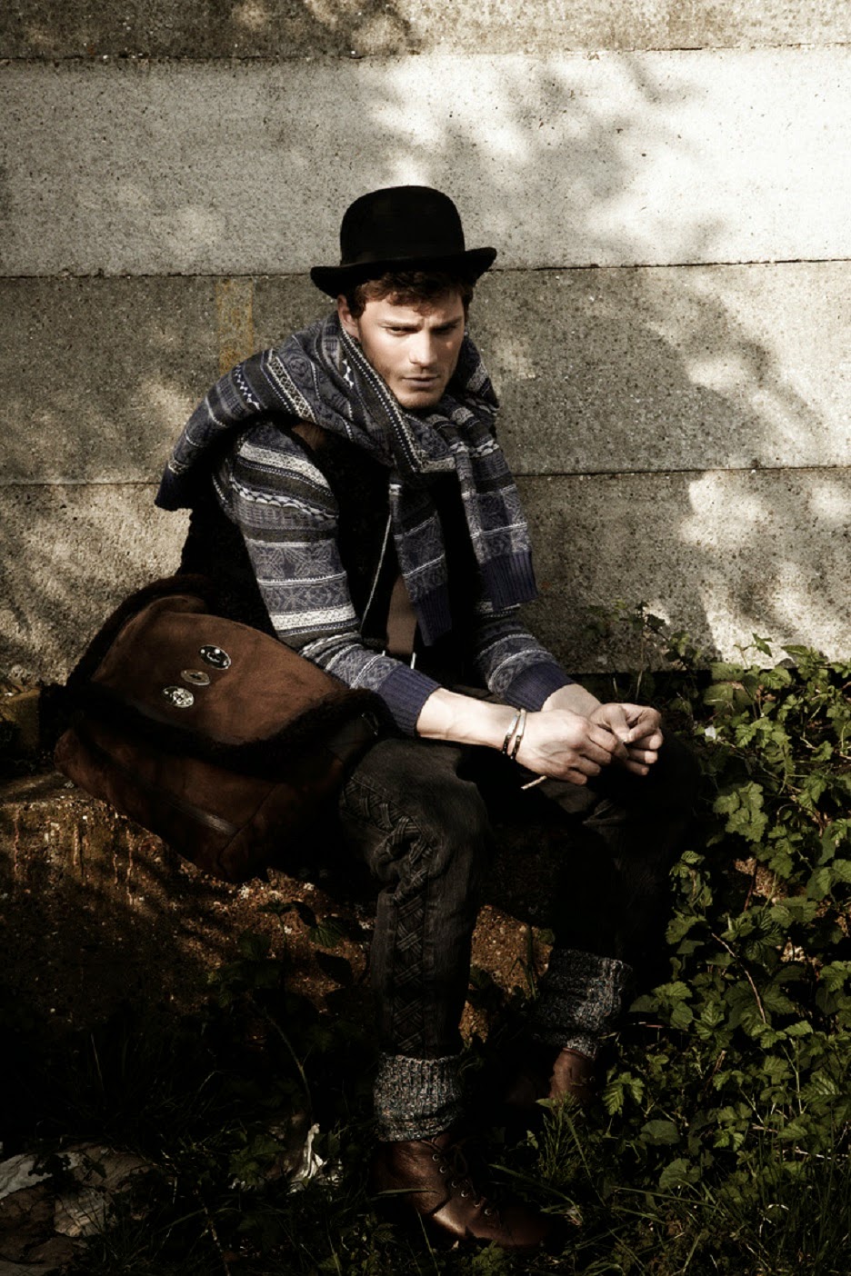 jamie dornan x returns trailer jamie dornan fans photoshoot of jamie in quot crash magazine jamie dornan x returns trailer jamie dornan fans photoshoot of jamie in quot crash magazine