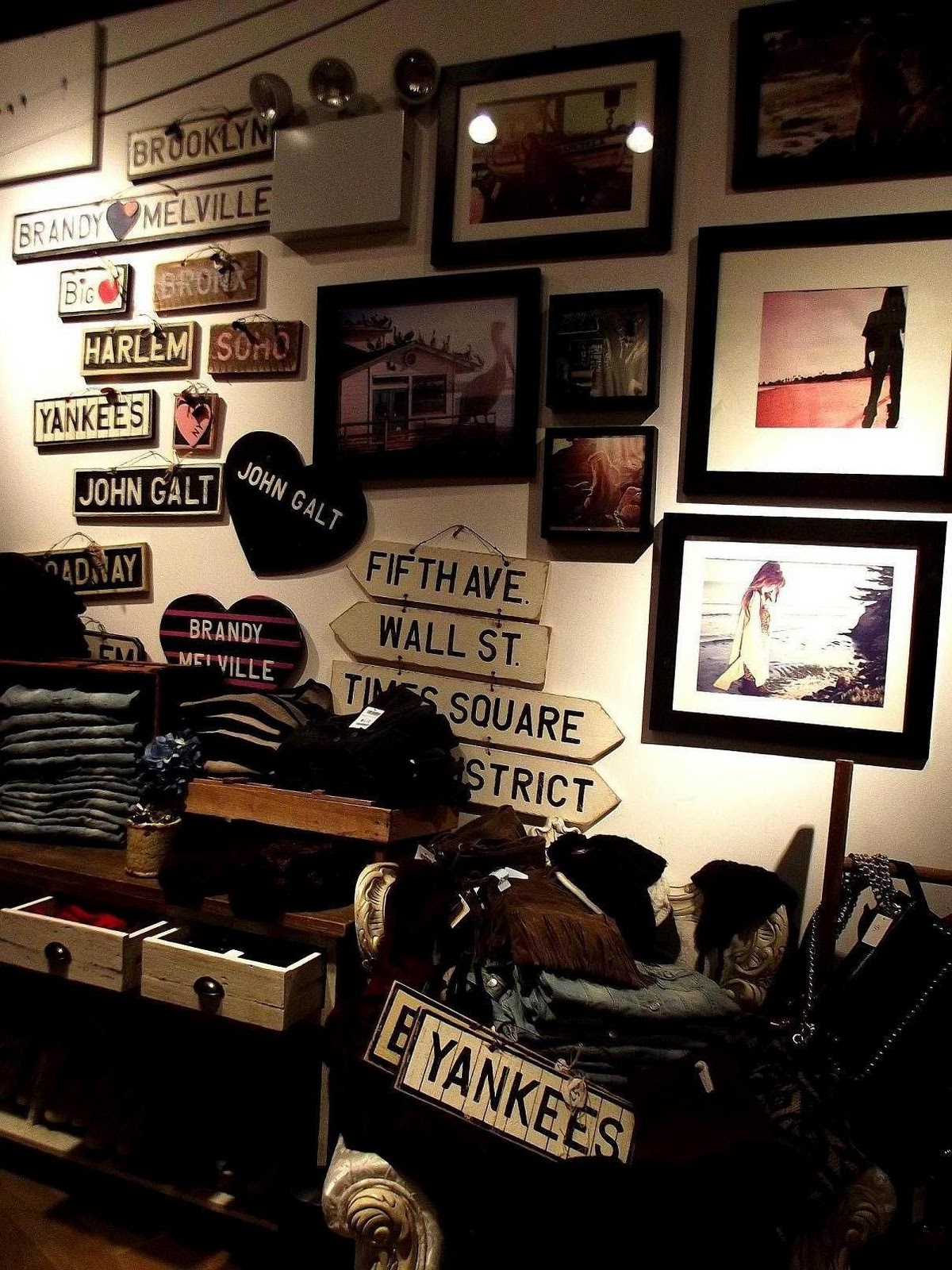 Tips Please SHOP Brandy Melville New York