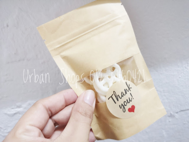 1000 PCS DOORGIFTS MURAH KE GOMBAK SELANGOR ! - Assalamualaikum, selamat sejahtera semua. Allahu, banyak betul nak di ceritakan dalam blog, draft pun berderet-deret. Tapi, mummy terlalu busy sangat beberapa minggu ini. Tu lah kan, gatal amek job 1000 PCS DOORGIFTS MURAH KE GOMBAK SELANGOR ! 1000 PCS DOORGIFTS MURAH KE GOMBAK SELANGOR ! Sudahnya, memang busy sesangat, dengan kerja hakiki, dengan order online barangan lain lagi. Fuh, nasib ada banyak nyawa hahahaha. Cuma, blog lah..selalunya boleh lah draft memalam untuk beberapa entri. Atau masukkan gambar ! Kali ini, memang non hadooooo ! Tak pe lah, kita fokus job 1000 PCS DOORGIFTS MURAH KE GOMBAK SELANGOR ! 1000 PCS DOORGIFTS MURAH KE GOMBAK SELANGOR ! Harganya 50 sen, sebenarnya 50 sen packagingnya plastik je. Tapi, customer ni nak packaging lawa sket. Kalau boleh nak zip lock. Mak aiii mahal tu, mummy pun amek masa 3 hari untuk kira bajet. At the end, oklah boleh on packaging macam ni. Zip lock paper with window ke apa ntah namanya ! Saiz 9 x 15 cm - paling kecil Thank you ni mummy bagi free gift sebab order 1000 pcs packaging macam ni Bincang punya bincang, customer ni setuju. Bila setuju kena bank in lah 50% kan. Penghantaran macam mana? Mummy silap masa ni konon nak courier. Sekali mak aiii 1000pcs ni ada 5 boxes. Pos cas ikut space (besar) tak ikut kg. Plan bertukarlah, untuk COD. Cas COD pun RM35 je mummy amek ! Bolehlah kan ! Atas persetujuan, oleh kerana packaging dah mahal sket. Kami tak boleh bagi biskut untuk 100 pcs ni. Kami akan mixed dengan barangan makanan ringan yang lain. Berat 15gm atau kuantiti boleh fixed dalam pckaging ni (mana-mana satu boleh kami ambil kira) Customer setuju untuk mummy campurkan doorgifts ni. So dalam 1000 PCS DOORGIFTS MURAH KE GOMBAK SELANGOR ! ada biskut butang, keropok roda, keropok bantal dan keropok jejari ! Baca juga : Yasin Murah 50sen Siap ! Semuanya mummy letak dalam kotak gini. Tak letak hipit sangat, bagi ada pengudaraan dan loose supaya tak pecah 1000 PCS DOORGIFTS MURAH KE GOMBAK SELANGOR ! 1000 PCS DOORGIFTS MURAH KE GOMBAK SELANGOR ! Total 6 kotak semuanya, memang penuh bonet kereta ! Apa pun selesai job kali ini. Ni 1st time kami dapat job untuk kuantiti yang banyak. Selalunya orang akan orser untuk 20, 50, 100, 200 pcs je. Oleh kerana tak pernah dapat job 1000 PCS DOORGIFTS MURAH KE GOMBAK SELANGOR ! Tu yang mummy excited tak hengat tu, ye lah kan. Kita pun kena bina profile jugak. Ada job kuantiti banyak macam ni. Barulah customer percaya dengan kebolehan kita. Korang nak order, boleh contact direct ye . Nombor ada tertera di setiap gambar :) 1000 PCS DOORGIFTS MURAH KE GOMBAK SELANGOR ! - Assalamualaikum, selamat sejahtera semua. Allahu, banyak betul nak di ceritakan dalam blog, draft pun berderet-deret. Tapi, mummy terlalu busy sangat beberapa minggu ini. Tu lah kan, gatal amek job 1000 PCS DOORGIFTS MURAH KE GOMBAK SELANGOR ! 1000 PCS DOORGIFTS MURAH KE GOMBAK SELANGOR ! Sudahnya, memang busy sesangat, dengan kerja hakiki, dengan order online barangan lain lagi. Fuh, nasib ada banyak nyawa hahahaha. Cuma, blog lah..selalunya boleh lah draft memalam untuk beberapa entri. Atau masukkan gambar ! Kali ini, memang non hadooooo ! Tak pe lah, kita fokus job 1000 PCS DOORGIFTS MURAH KE GOMBAK SELANGOR ! 1000 PCS DOORGIFTS MURAH KE GOMBAK SELANGOR ! Harganya 50 sen, sebenarnya 50 sen packagingnya plastik je. Tapi, customer ni nak packaging lawa sket. Kalau boleh nak zip lock. Mak aiii mahal tu, mummy pun amek masa 3 hari untuk kira bajet. At the end, oklah boleh on packaging macam ni. Zip lock paper with window ke apa ntah namanya ! Saiz 9 x 15 cm - paling kecil Thank you ni mummy bagi free gift sebab order 1000 pcs packaging macam ni Bincang punya bincang, customer ni setuju. Bila setuju kena bank in lah 50% kan. Penghantaran macam mana? Mummy silap masa ni konon nak courier. Sekali mak aiii 1000pcs ni ada 5 boxes. Pos cas ikut space (besar) tak ikut kg. Plan bertukarlah, untuk COD. Cas COD pun RM35 je mummy amek ! Bolehlah kan ! Atas persetujuan, oleh kerana packaging dah mahal sket. Kami tak boleh bagi biskut untuk 100 pcs ni. Kami akan mixed dengan barangan makanan ringan yang lain. Berat 15gm atau kuantiti boleh fixed dalam pckaging ni (mana-mana satu boleh kami ambil kira) Customer setuju untuk mummy campurkan doorgifts ni. So dalam 1000 PCS DOORGIFTS MURAH KE GOMBAK SELANGOR ! ada biskut butang, keropok roda, keropok bantal dan keropok jejari ! Baca juga : Yasin Murah 50sen Siap ! Semuanya mummy letak dalam kotak gini. Tak letak hipit sangat, bagi ada pengudaraan dan loose supaya tak pecah 1000 PCS DOORGIFTS MURAH KE GOMBAK SELANGOR ! 1000 PCS DOORGIFTS MURAH KE GOMBAK SELANGOR ! Total 6 kotak semuanya, memang penuh bonet kereta ! Apa pun selesai job kali ini. Ni 1st time kami dapat job untuk kuantiti yang banyak. Selalunya orang akan orser untuk 20, 50, 100, 200 pcs je. Oleh kerana tak pernah dapat job 1000 PCS DOORGIFTS MURAH KE GOMBAK SELANGOR ! Tu yang mummy excited tak hengat tu, ye lah kan. Kita pun kena bina profile jugak. Ada job kuantiti banyak macam ni. Barulah customer percaya dengan kebolehan kita. Korang nak order, boleh contact direct ye . Nombor ada tertera di setiap gambar :)