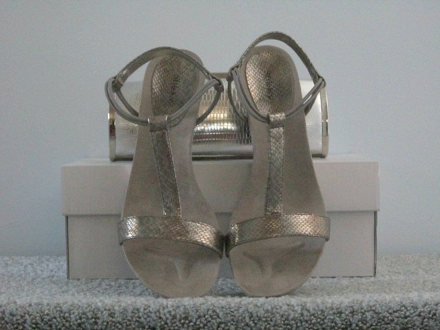 Relevant Tea Leaf Grandmother of the Bride Outfit