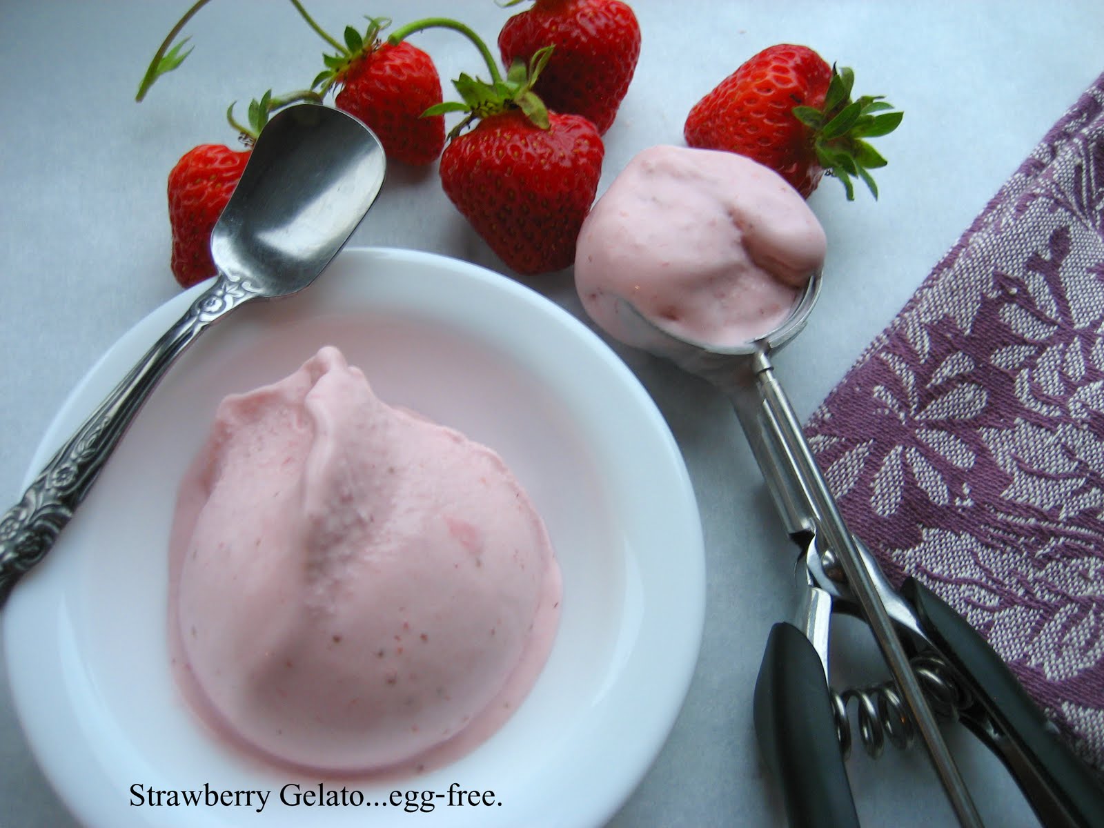 Home Cooking In Montana Fresh Strawberry Gelato...Eggfree