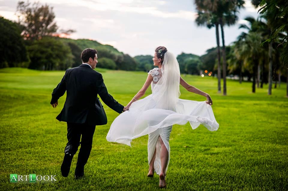 Cheap Wedding Photographers Are a Great Way to Slice the Wedding Budget