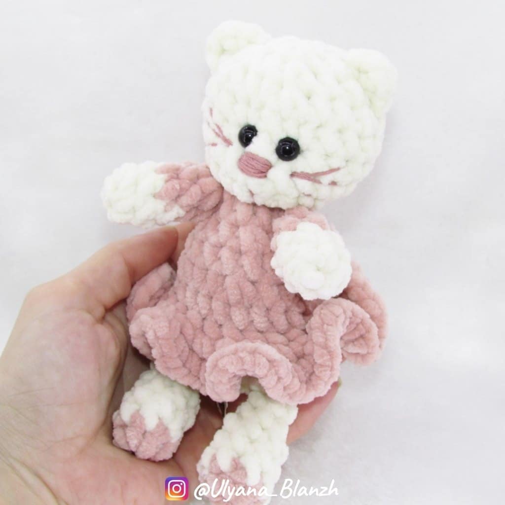 Вязаный котенок крючком Вязаный котенок крючком