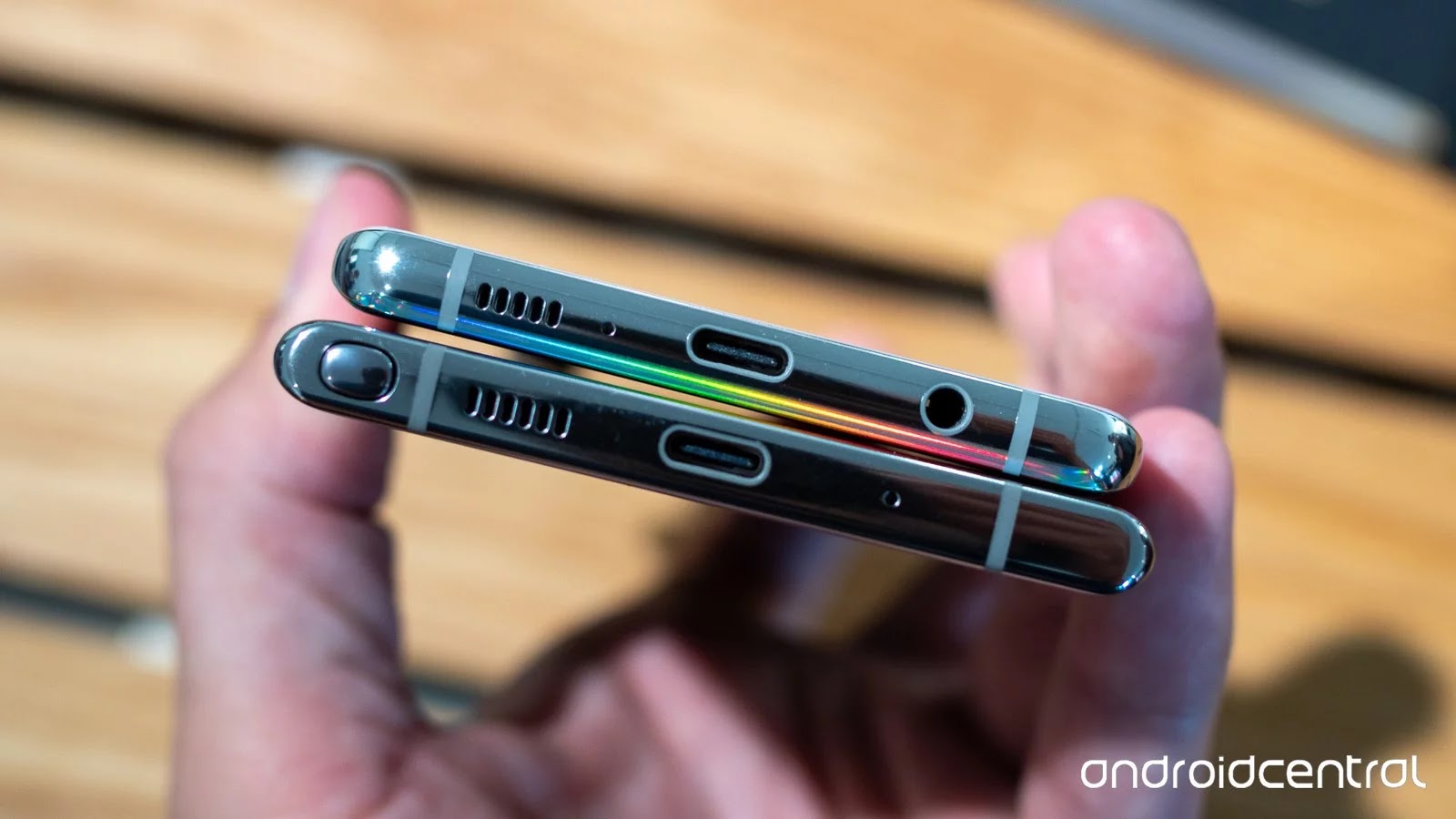 Kelemahan: Note 10 tidak lagi mempunyai headphone jack