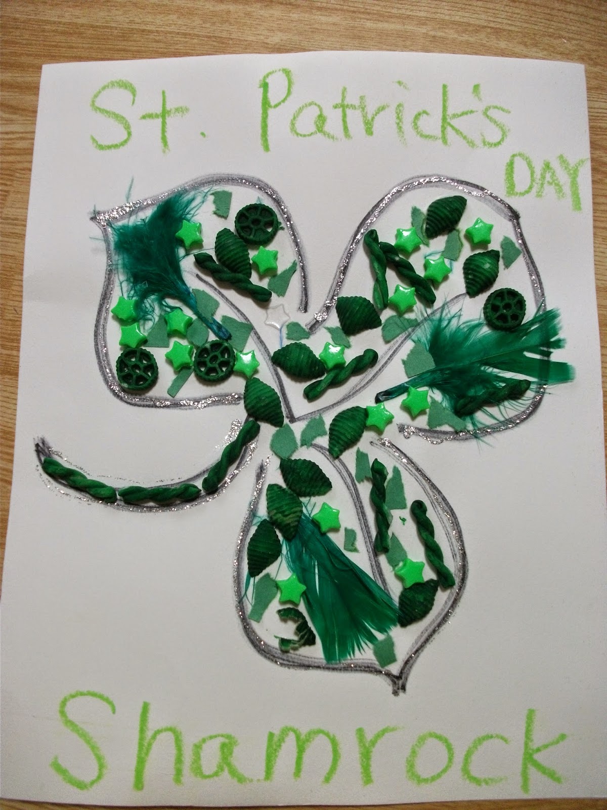 Preschool Crafts for Kids*: St. Patrick's Day Shamrock ...