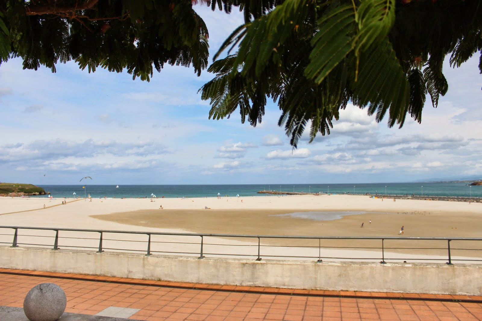 Playa y paseo marítimo de Foz