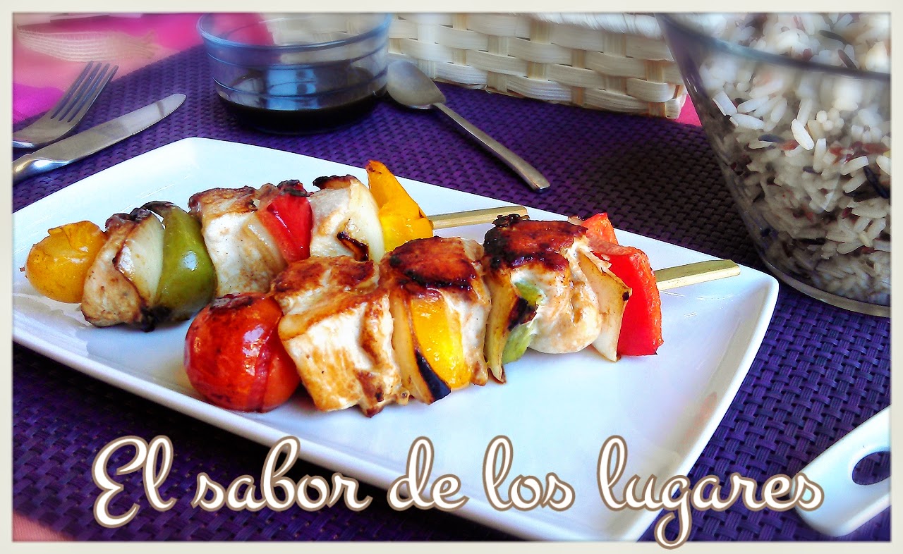 Brochetas De Pollo Y Verduras.
