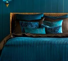 Wedding On Peacock Theme Bridal Look On Peacock Theme