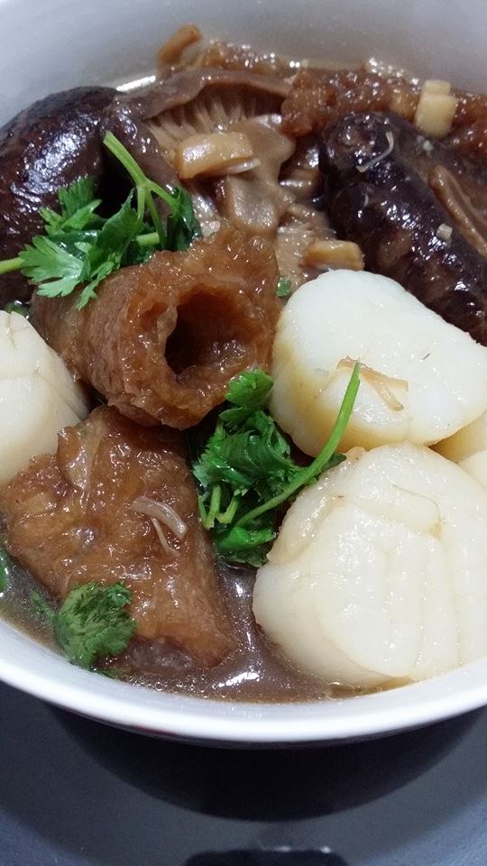 Braised fish maws with mushrooms and scallops by Margaret Goh