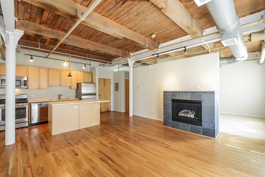 The Chicago Real Estate Local New for Sale! West Loop timber loft with parking included 420