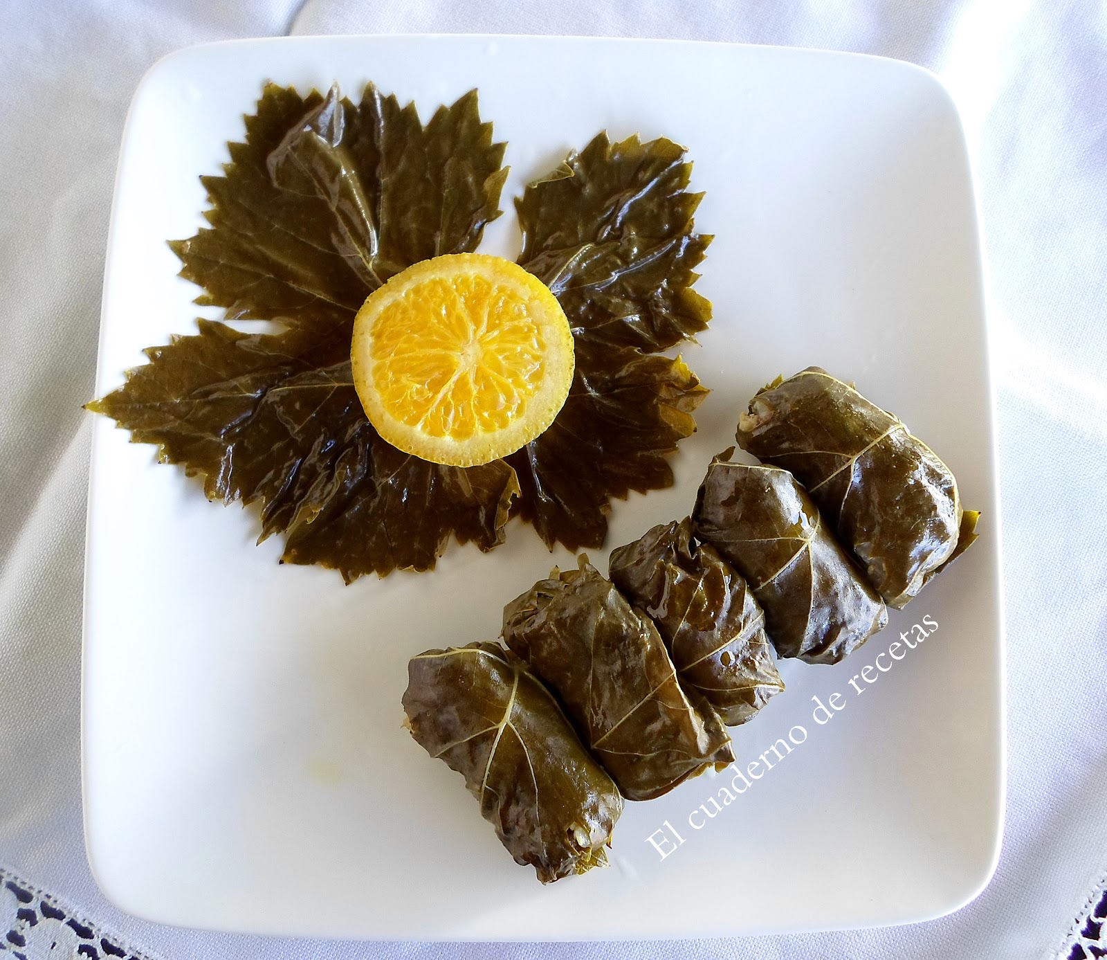 El cuaderno de recetas Dolmas { Hojas de Parra Rellenas }