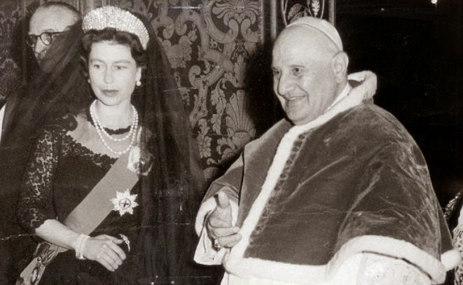 Queen+Pope+John+XXIII+1961.JPG