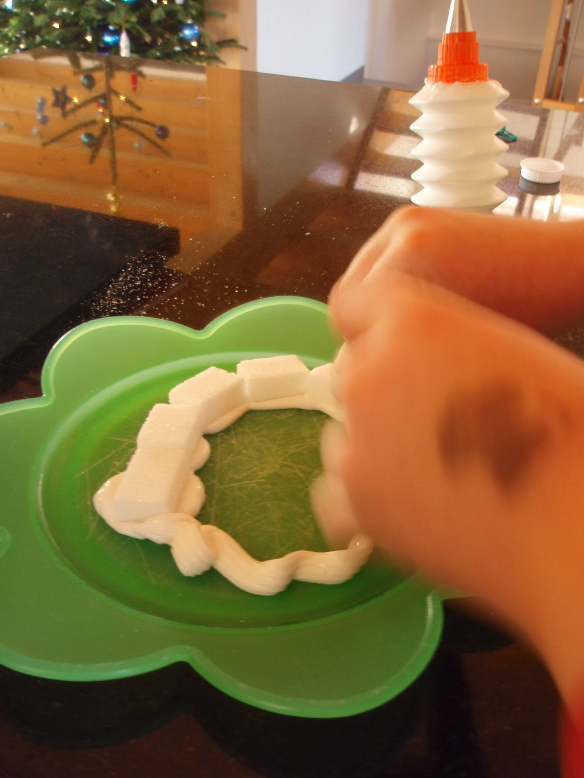 Mothers Messy Madness Sugar Cube Igloo