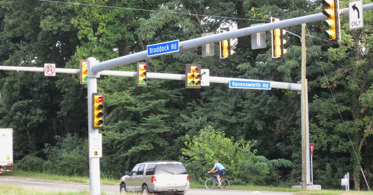 the Annandale Blog New traffic signal for left turns at Braddock and