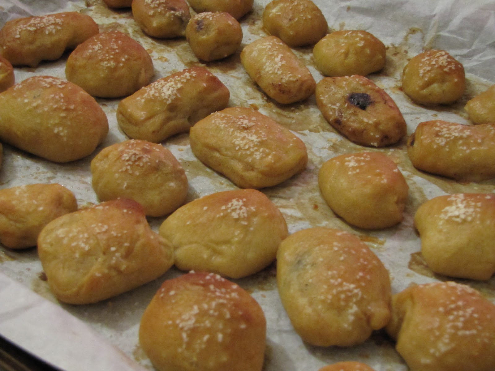 Tofu Surprise chocolatefilled pretzel bites