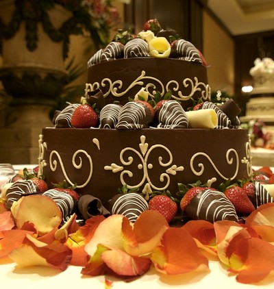 ميلادك سعد وهنا Medo Asome‎‏ Square+chocolate+wedding+cakes+(2)