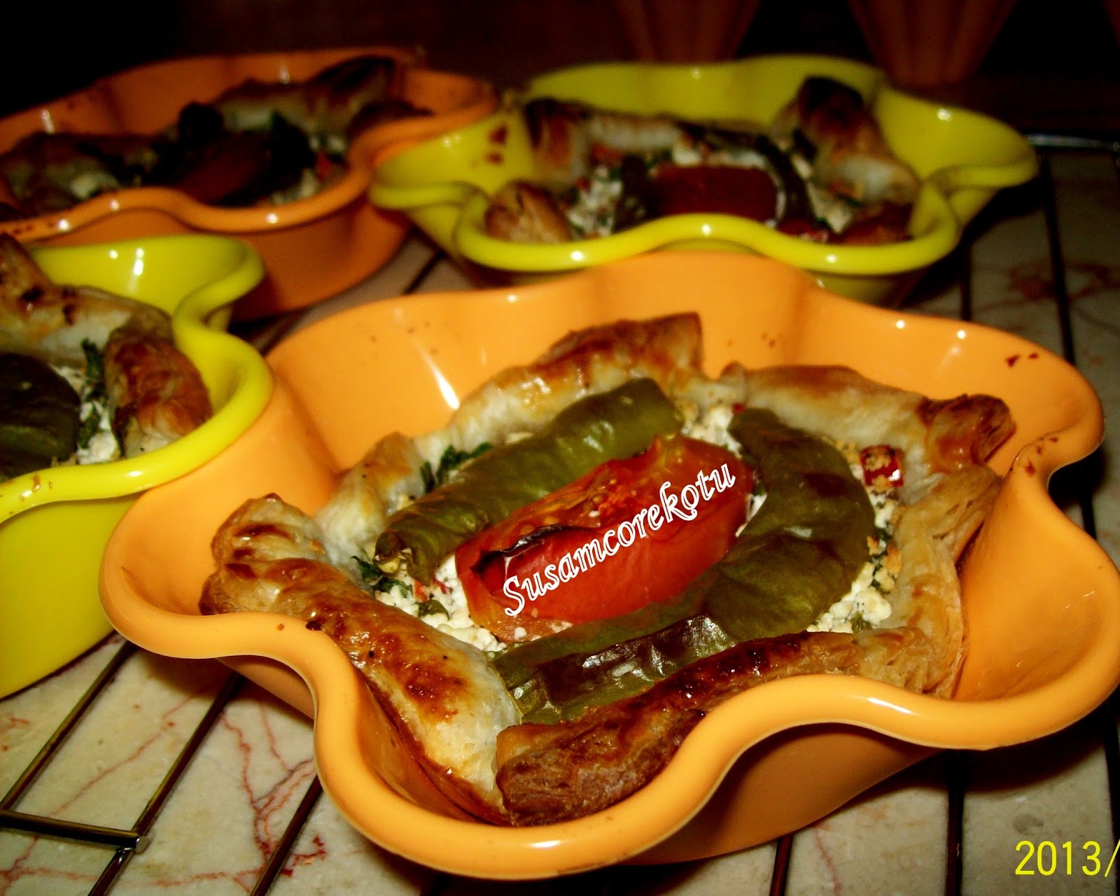 PORSİYONLUK,MİLFÖY PİZZA,KOLAY PİZZA Susam Çörek Otu Denenmiş Tarifler