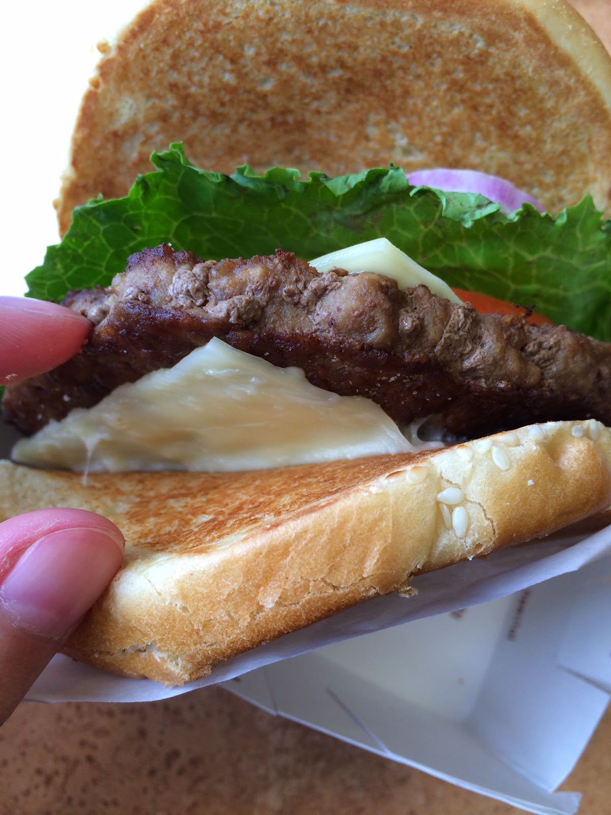 Sirloin Third Pound Burger "Lettuce & Tomato" From McDonald's / マクドナルドの