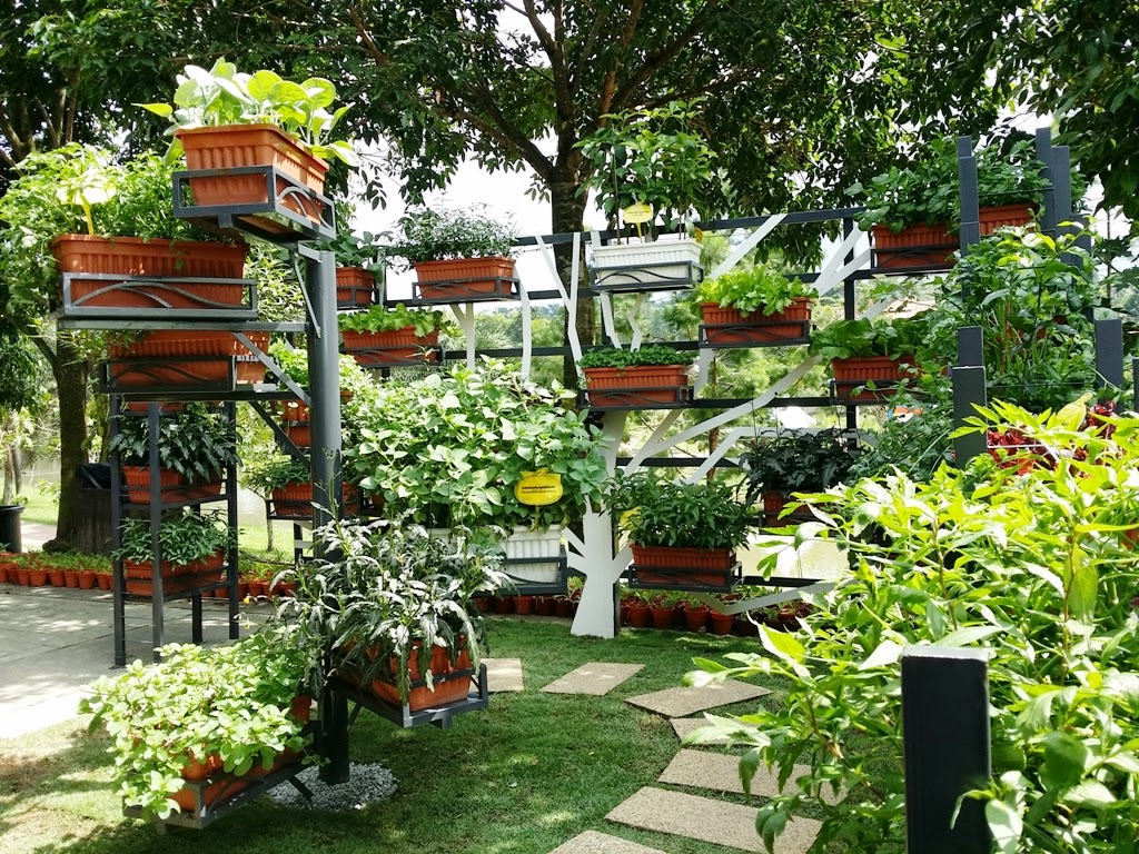 MPV LANDSKAP DAN NURSERI: TAMAN SAYUR DI MAHA 2014