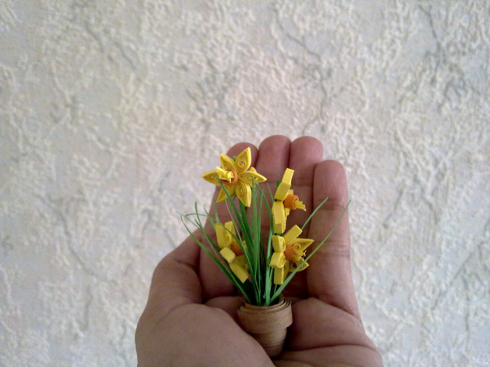 papercrafts Quilled Daffodils