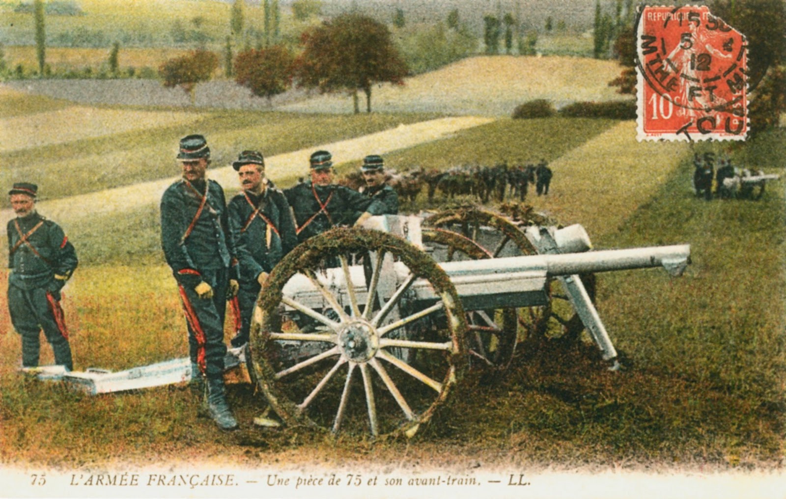 Enfin le canon de 75 et son équipage  Carte+Postale+Postcard+1914-1918+Un+canon+fran%25C3%25A7ais+de+75+et+son+avant-train+A+French+gun+of+75+and+its+front-axle+unit