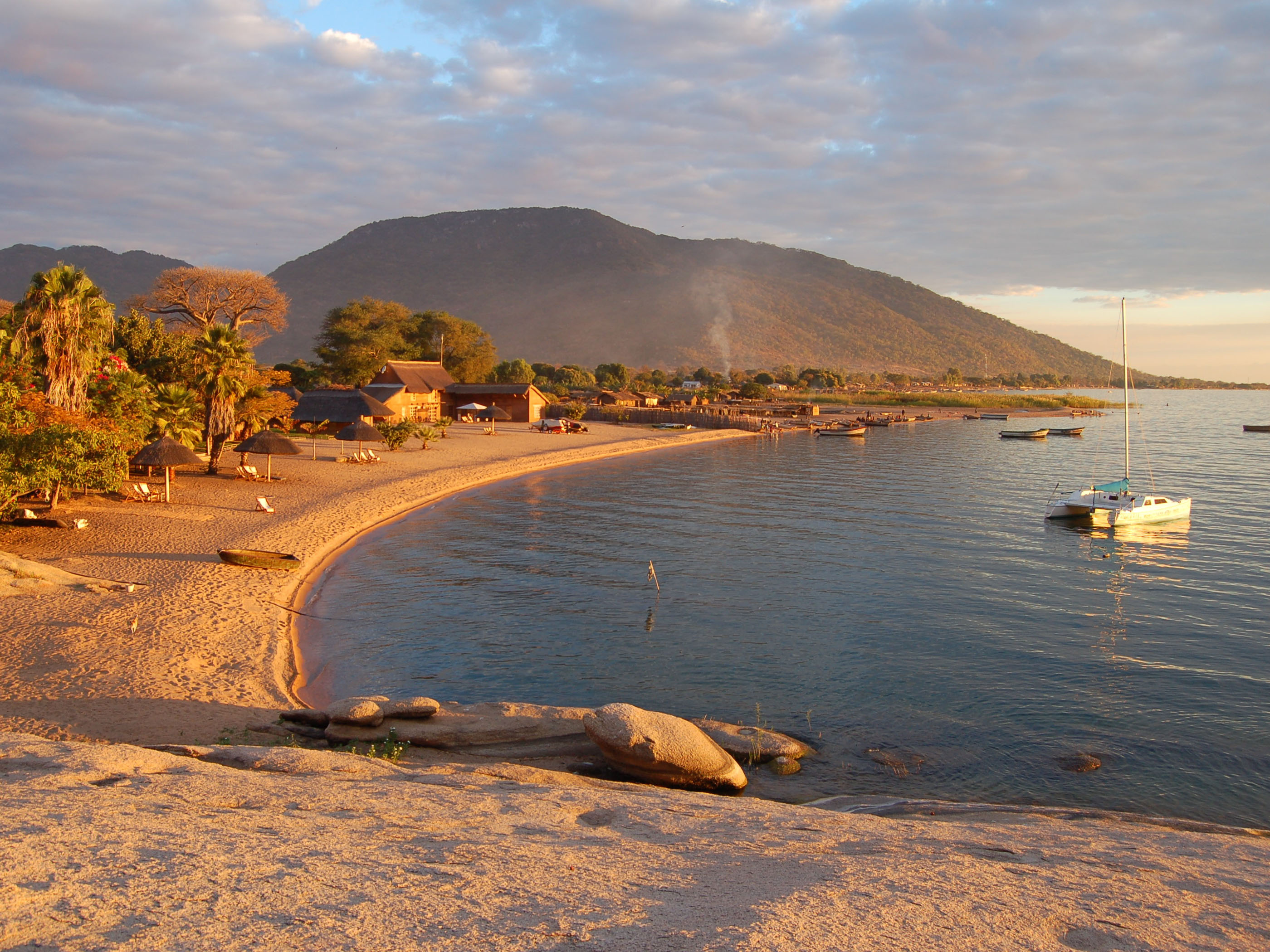 Çare Drogba: Lake Malawi Lake Malawi