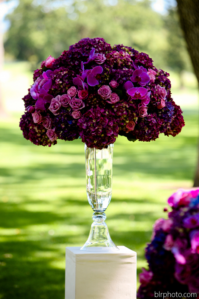 10 StealWorthy Flower Arrangements For Your Wedding Ceremony Belle