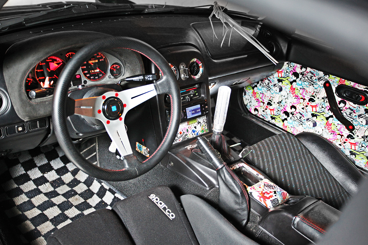 JDMbits The JDMBits Miata Interior By Mythos!