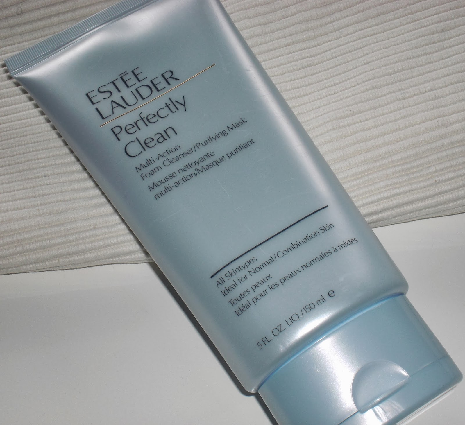 le petit89 Review Estée Lauder Perfectly Clean MultiAction Cleanser
