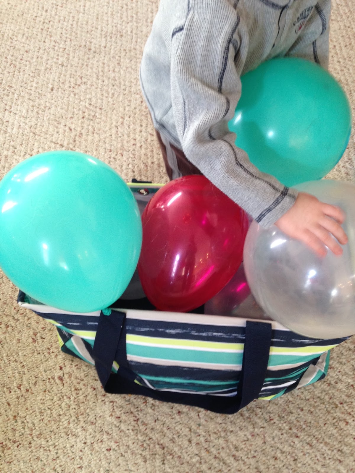 Sunny Day Family 5 Ways to Play with Balloons