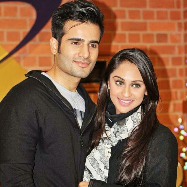 wallpaper autumn: Karan Tacker & Krystle Dsouza HD Wallpapers Free Download