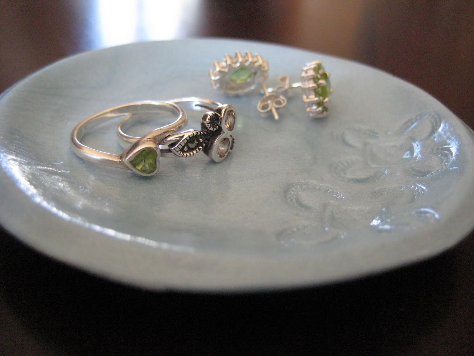 Holly Goes Lightly DIY Clay Jewelry Dish