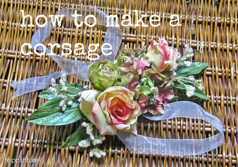 Reposhture Studio How to make a Corsage like a pro
