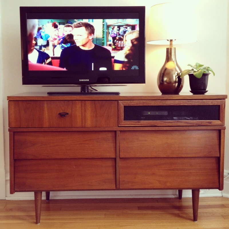 Ikea Grundtal Vasketøjskurv ~ The Case for Dressers as TV Stands Ikea Grundtal Vasketøjskurv ~ The Case for Dressers as TV Stands