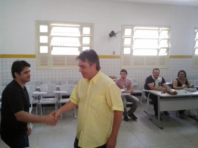 Cássio se reúne com lideranças e aliados em várias regiões da Paraíba