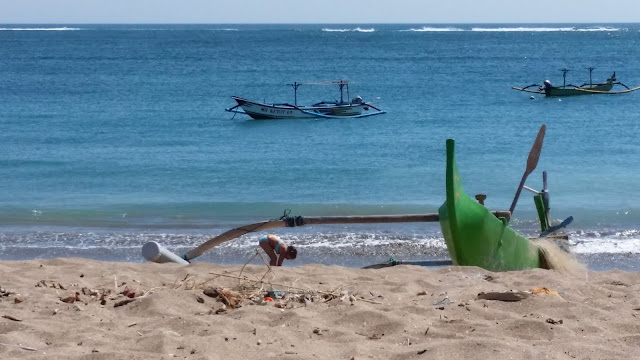 Barcos balineses en Kuta Sur Barcos balineses en Kuta Sur