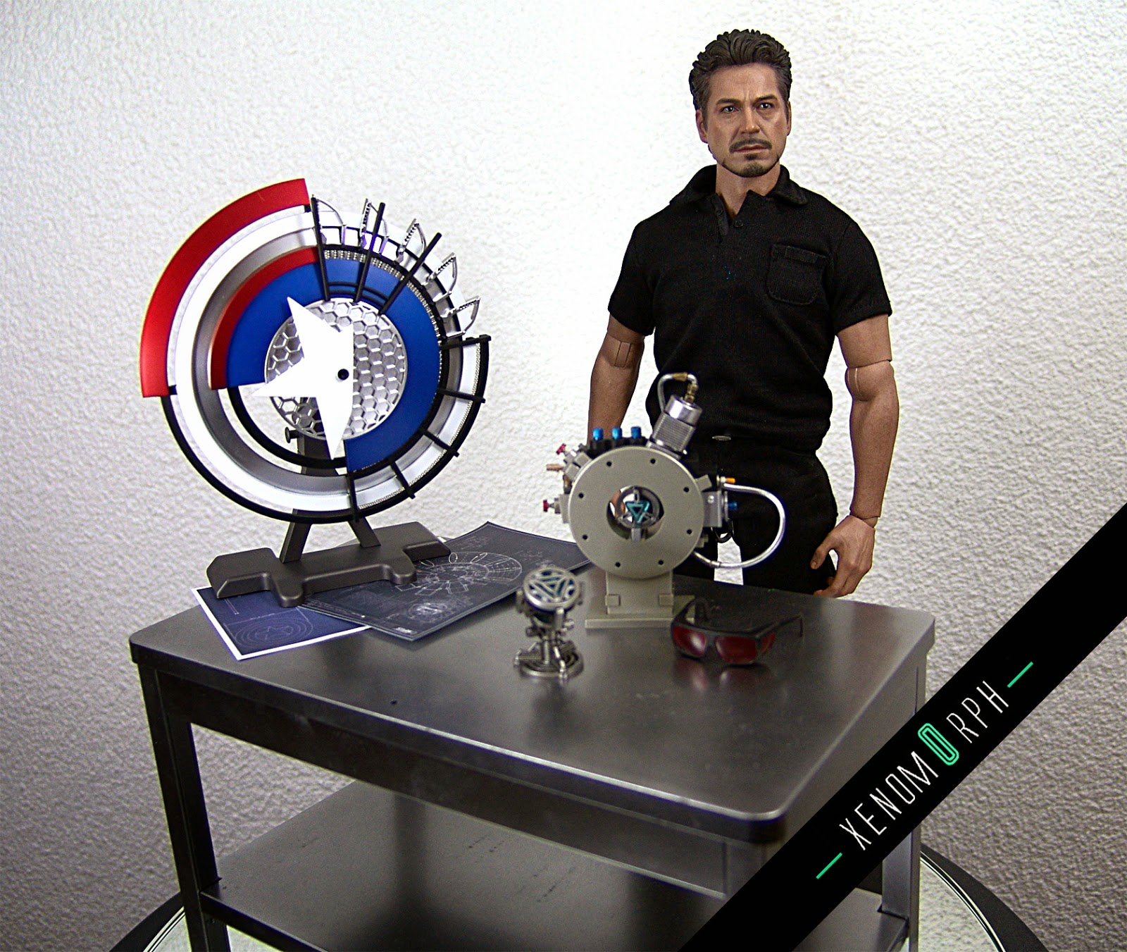 Hot Toys Tony Stark Arc Reactor Creation Set Iron Man 2 1 6