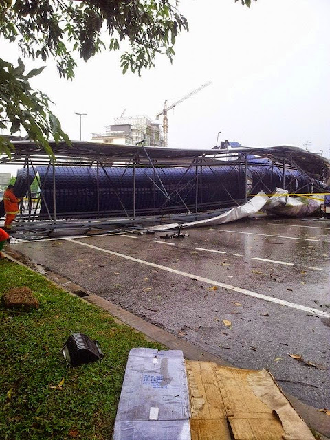Kejadian Runtuhan Jejantas Pejalan Kaki Di Lebuhraya Pasir Gudang Runtuh, (GAMBAR) Jejantas Lebuhraya Pasir Gudang Runtuh, Jejantas Pejalan Kaki Runtuh, Runtuhan Jejantas Di Johor, Kejadian Runtuhan Jejantas