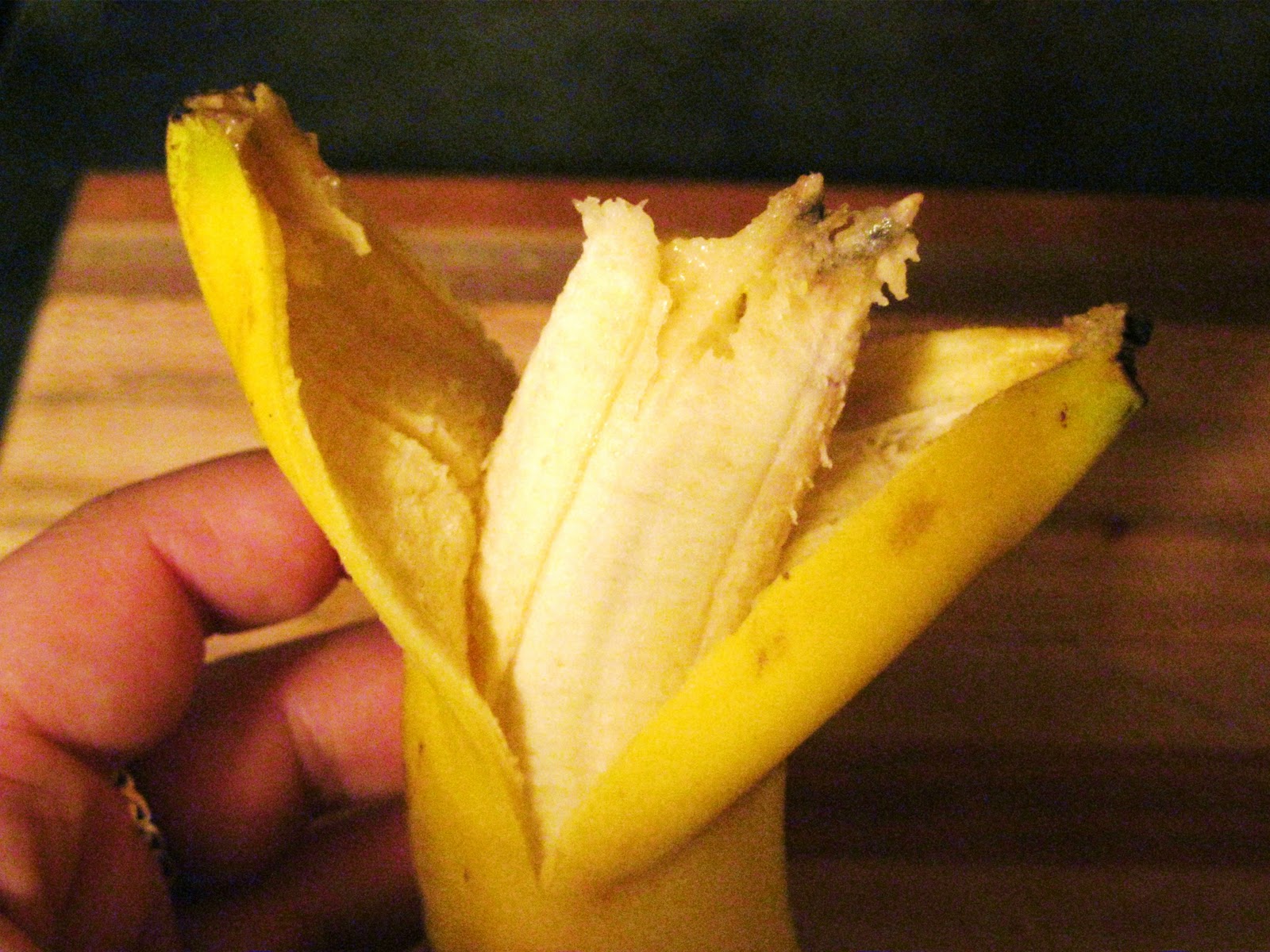 How do you eat a banana? Page 2 NeoGAF