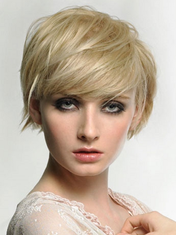 Short hairstyles 2012: BOB HAIRCUTS WITH BANGS CAN BROUGHT VARIATIONS