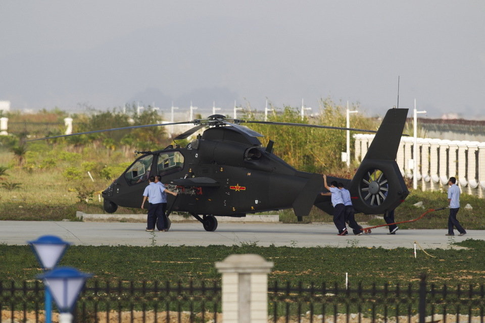 Z19 Light Tandem Seat Gunship Helicopter Zhuhai Air Show Chinese