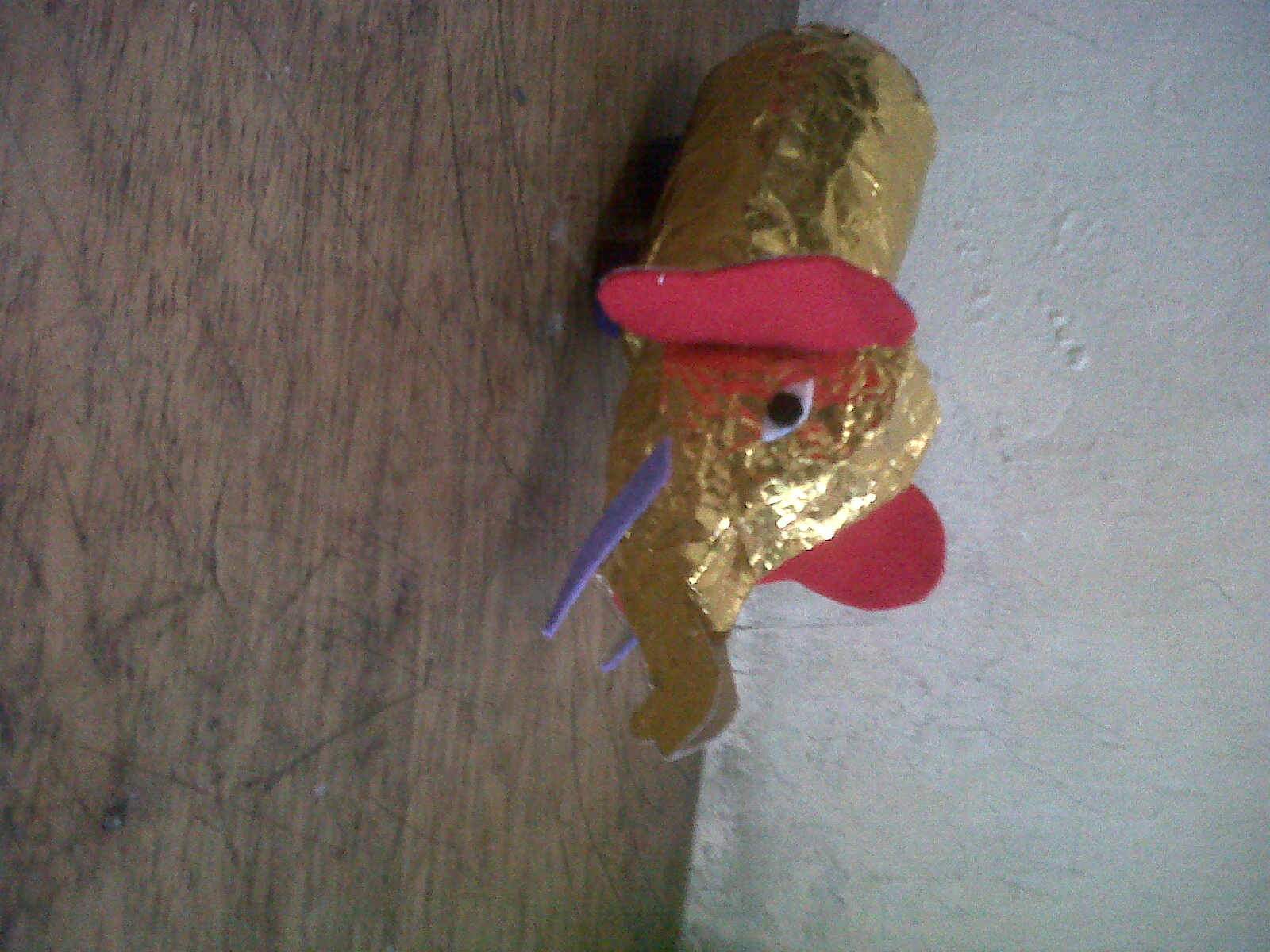 celengan daur ulang botol bekas: hasil kreasi celengan daur ulang