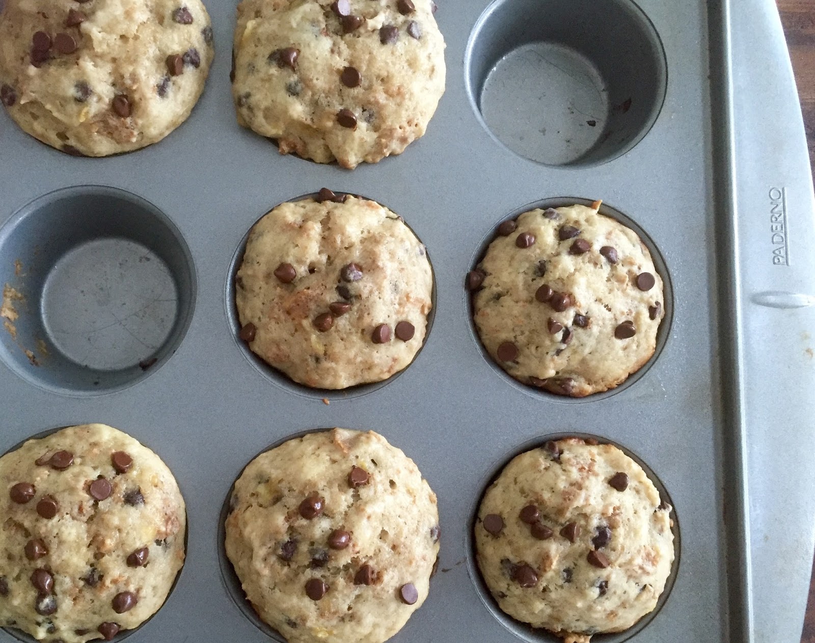 chocolate chip bananabran muffins