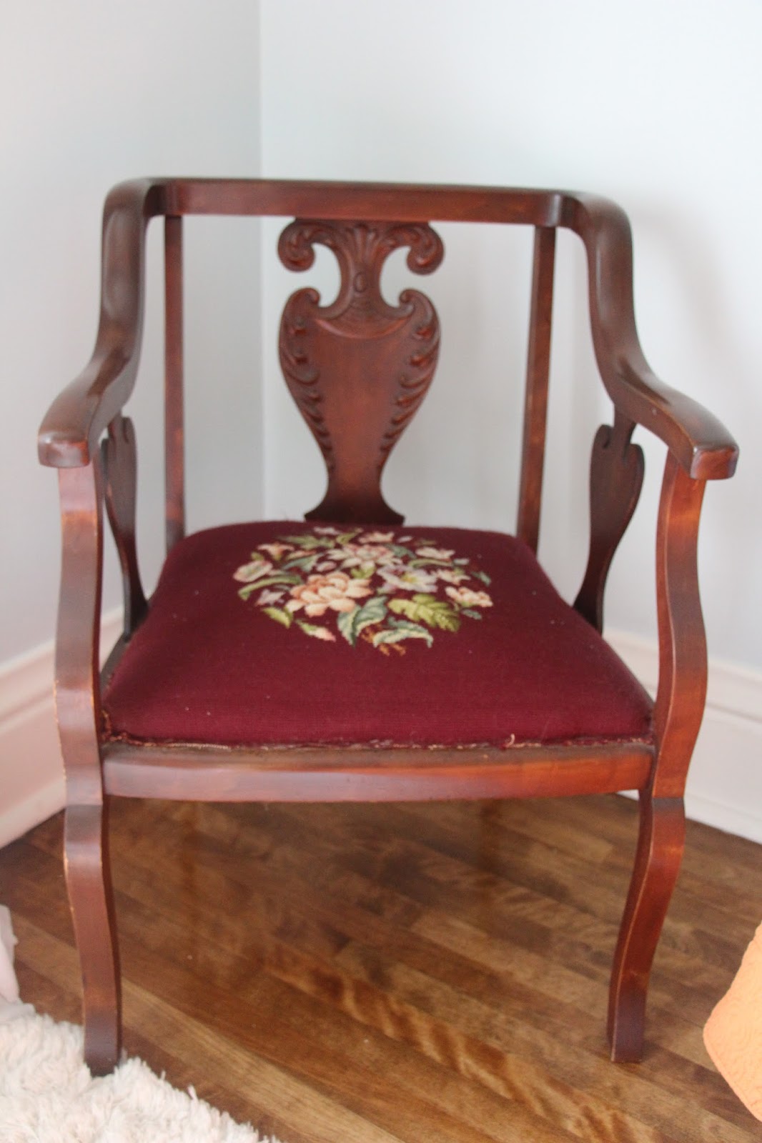 Keep it Beautiful Designs Fabulous Friday! Old...Goes New! Recovering a Chair DIY