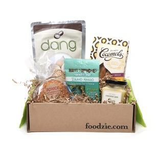 Foodzie is Back! Get $10 Off the Coconut Tasting Box at Joyus!