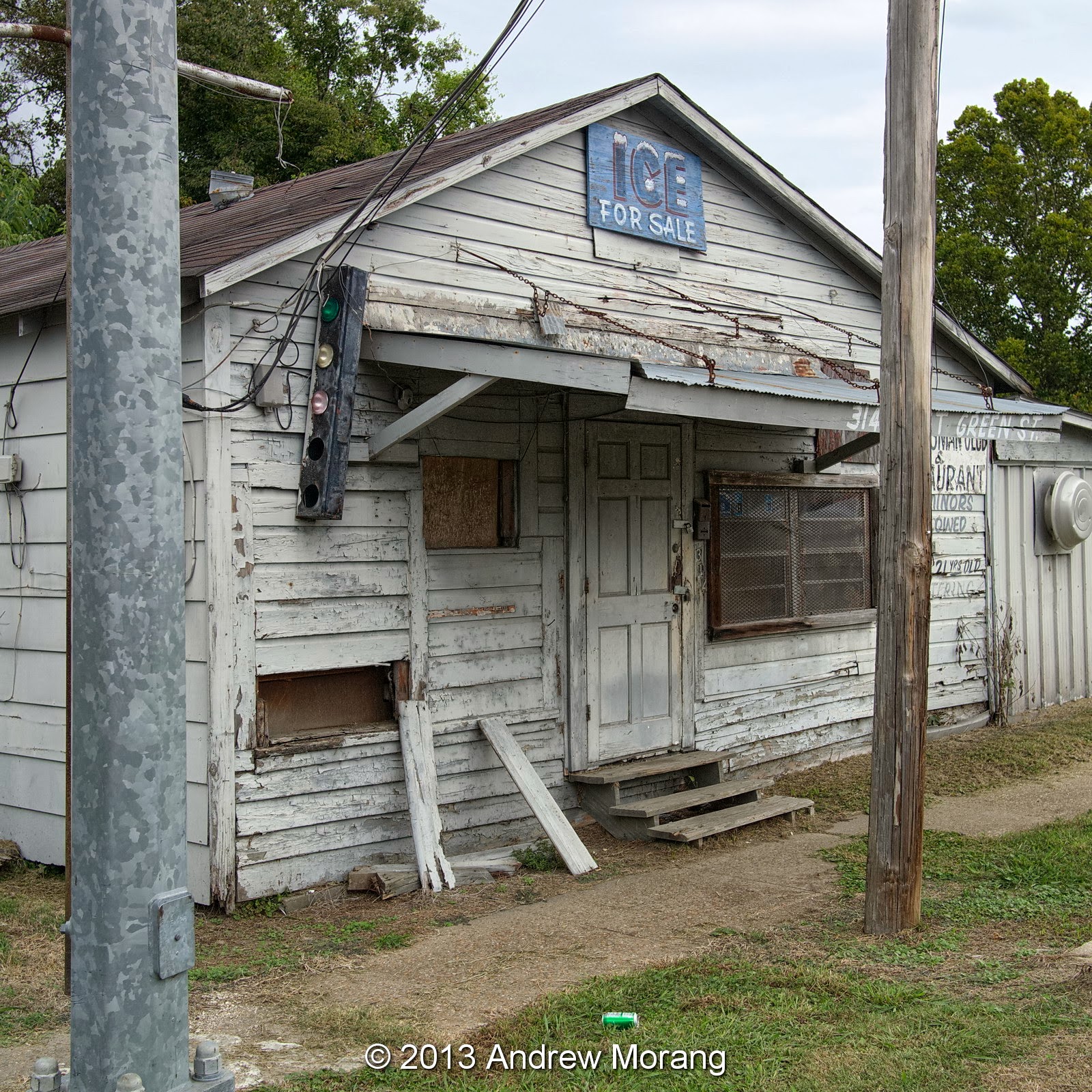 Urban Decay Ongoing Decay Tallulah, Louisiana