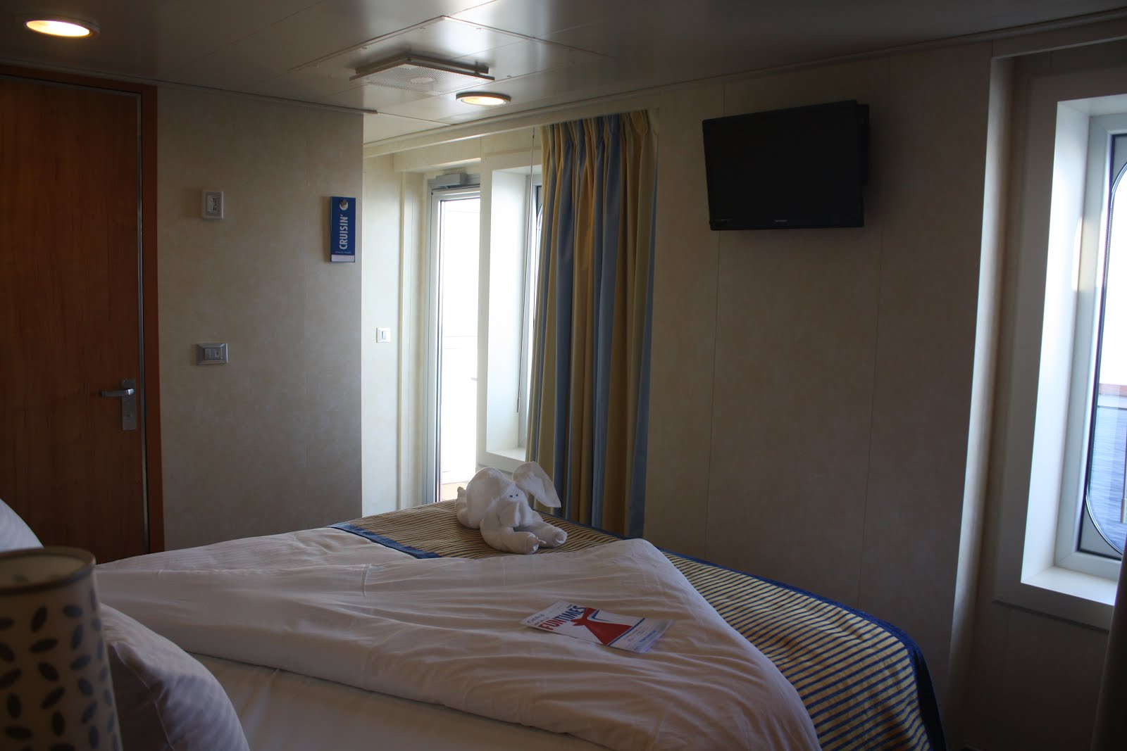 Cruising On The Carnival Breeze
