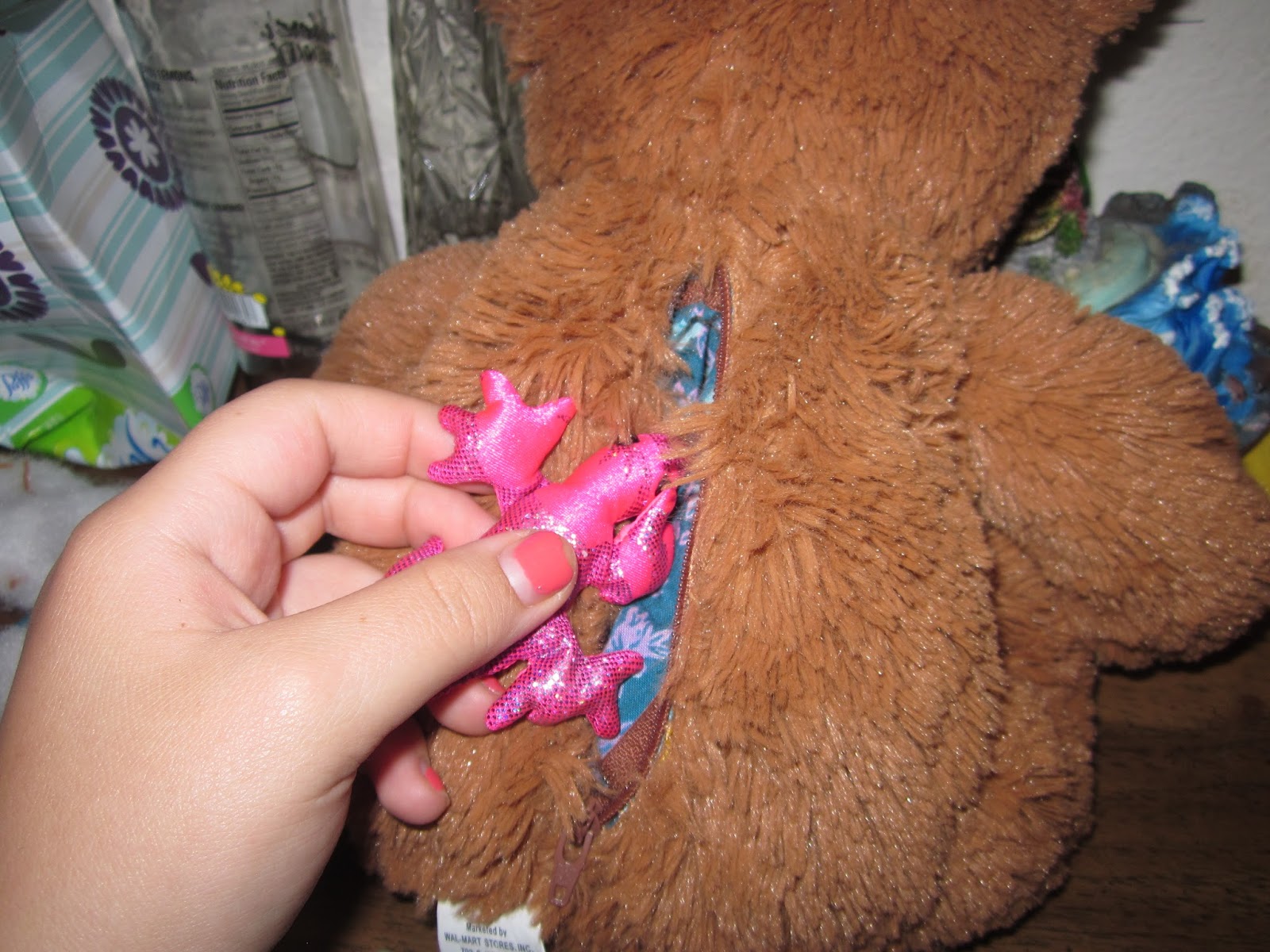 stuffed animals with zipper pockets