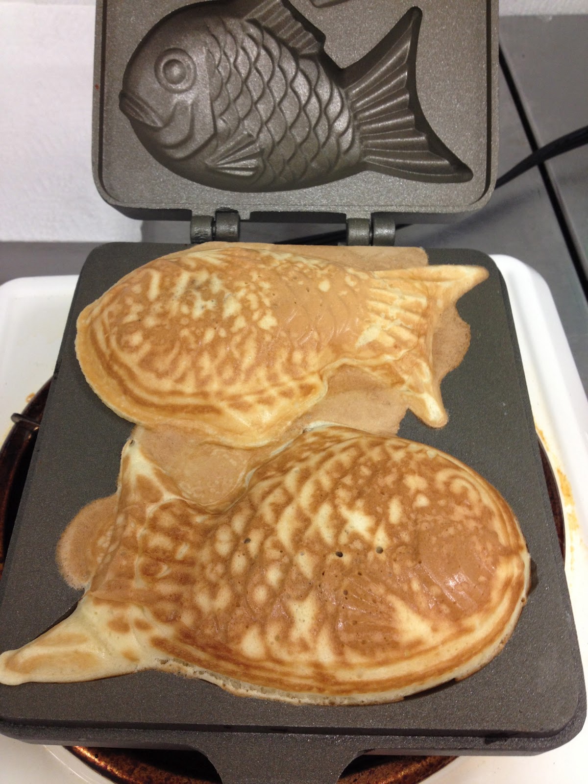 Poppin' kitchen Taiyaki (Fishshaped pancake filled with been jam)