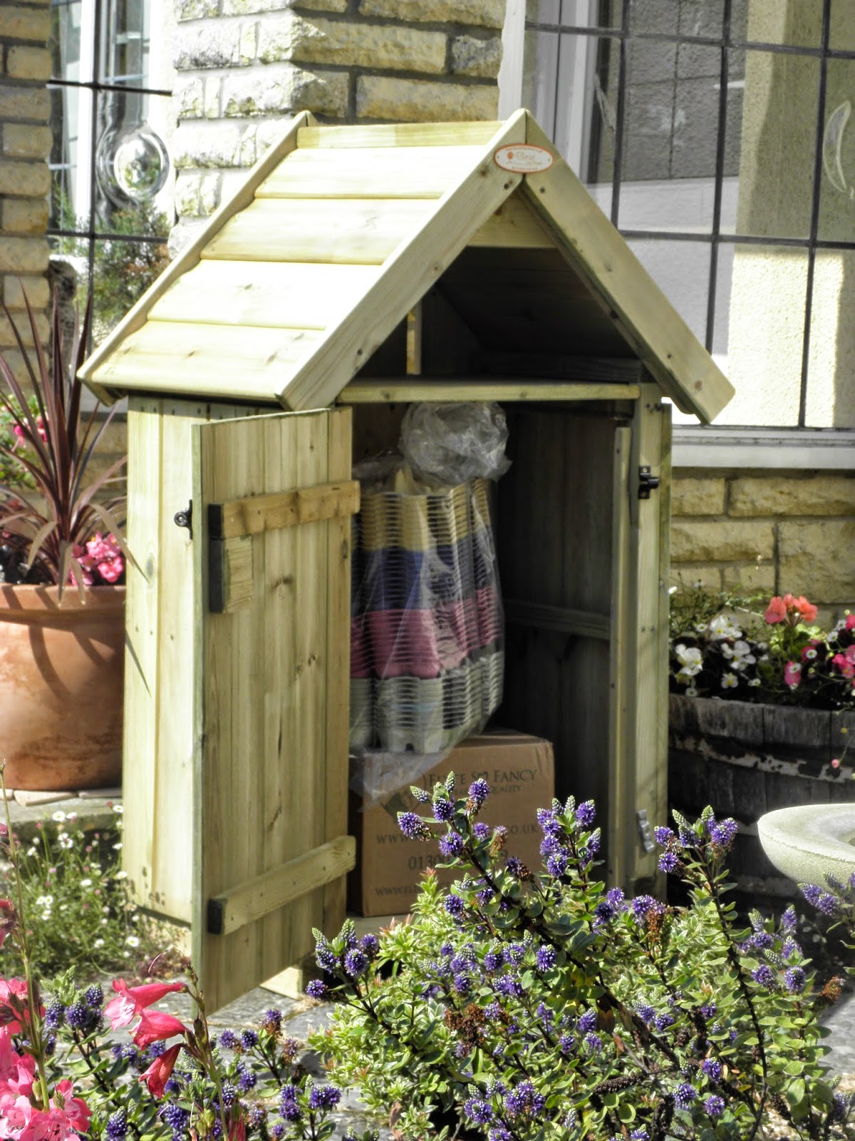 Dorset Log Stores The Parcel Delivery Hut